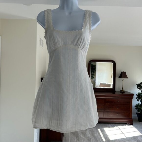 Princess Polly White Lace Trim Mini Dress – US 4 – Worn Once - Picture 1 of 8